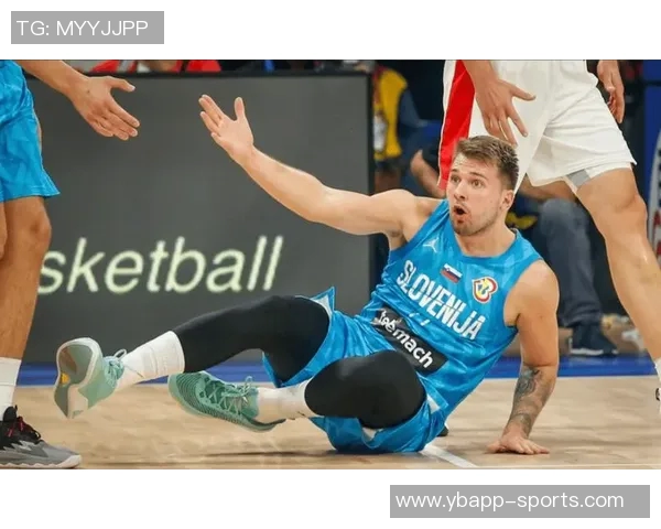 东契奇成为施罗德在走廊上寻找对峙的目标引发热议