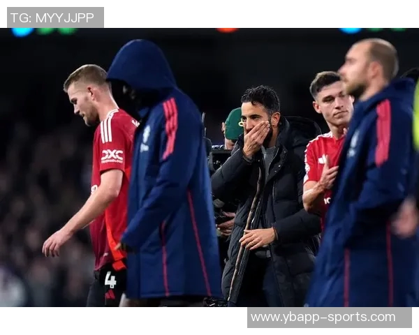 曼联失利不应责怪阿莫林关键在于引援中场和边卫的必要性 曼联失利不应责怪阿莫林关键在于引援中场和边卫的必要性