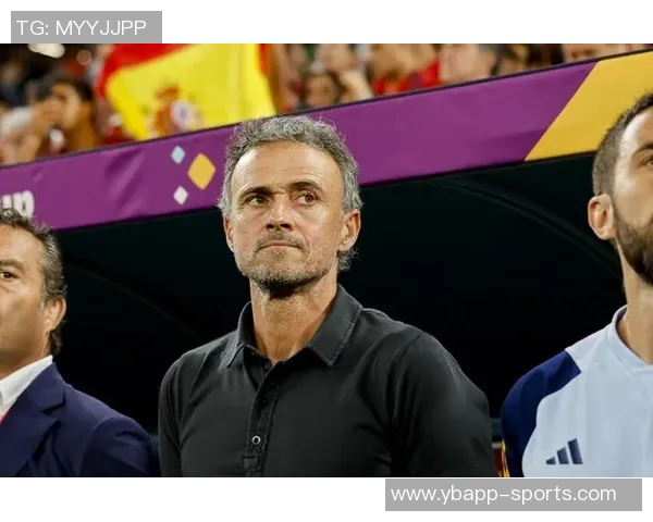 恩里克回应续约传闻称将保持私密性并指责假新闻干扰球队稳定